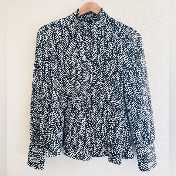 Who What Wear Black and White Blouse - Picture 1 of 7